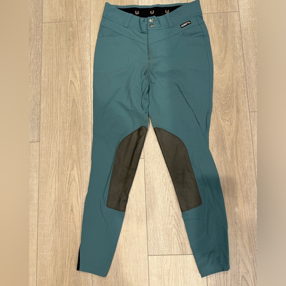 Size medium women’s Kerrits Breeches